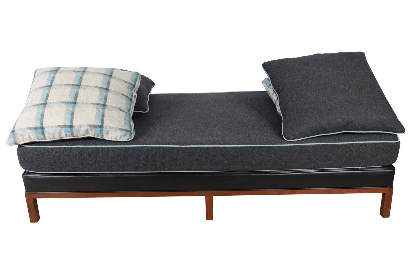Harvey Probber - Daybed: Harvey Probber - Daybed and pillows. Dimensions 18x76x37