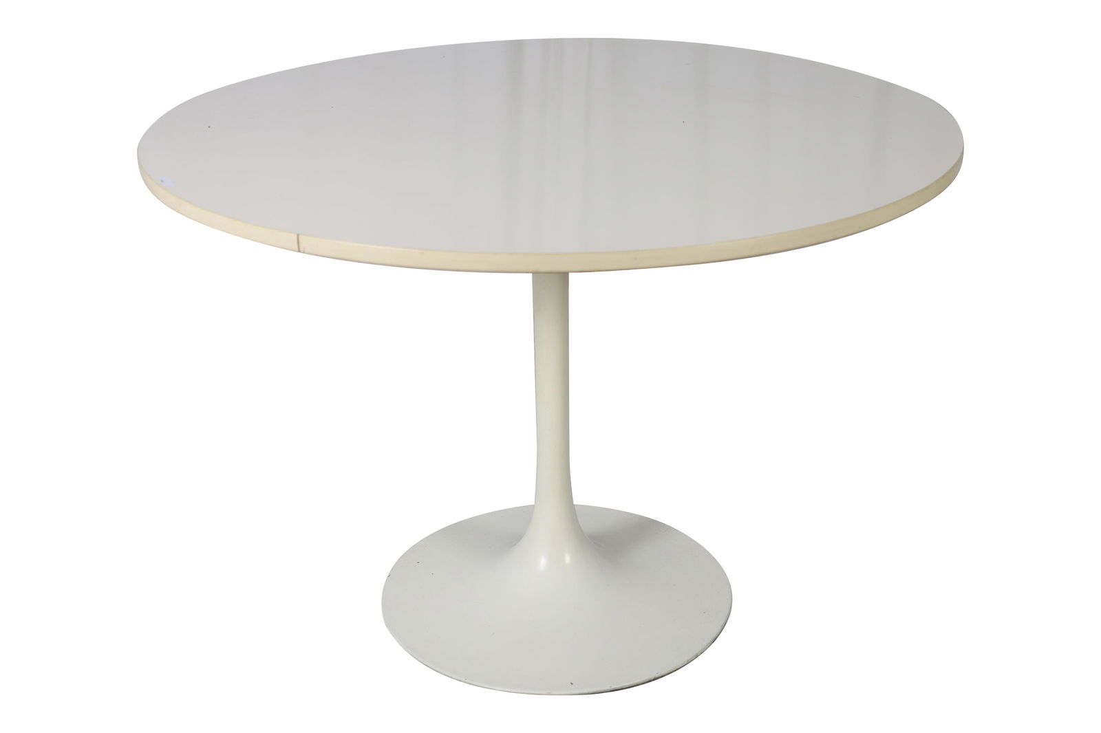 Knoll Style Tulip Table (1 of 3)