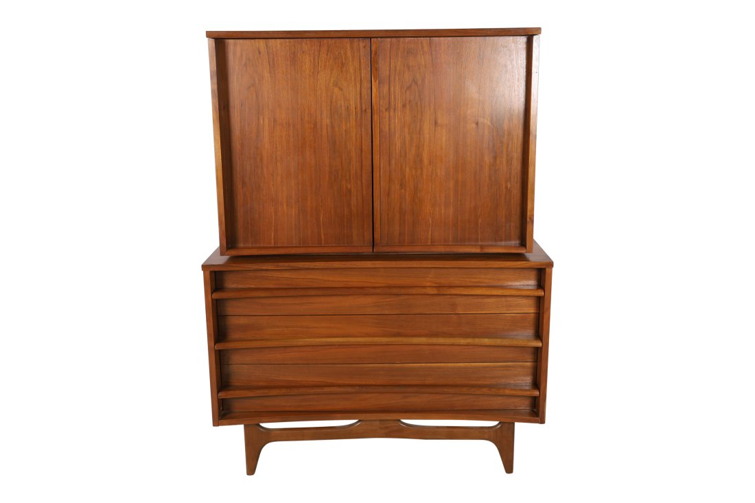 Young MFG Co - Concave Chest on Chest (1 of 5)