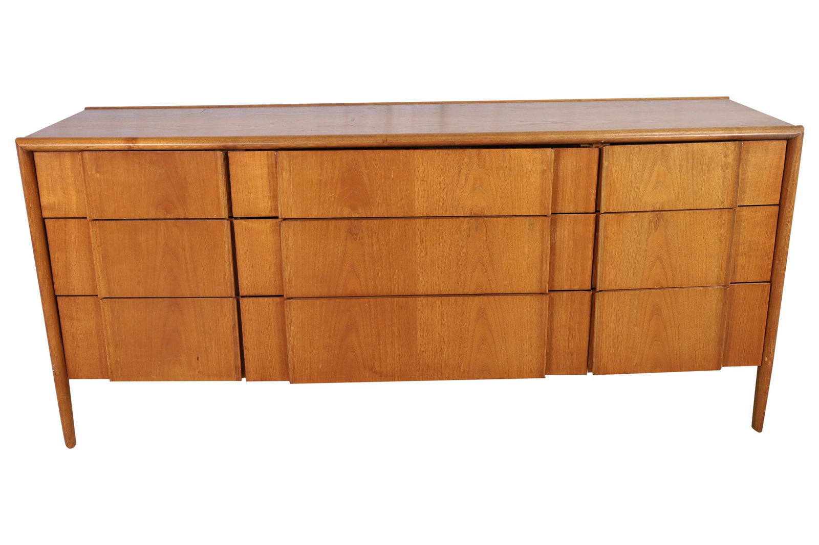 Barney Flagg - Drexel Parallel Long Dresser (1 of 5)