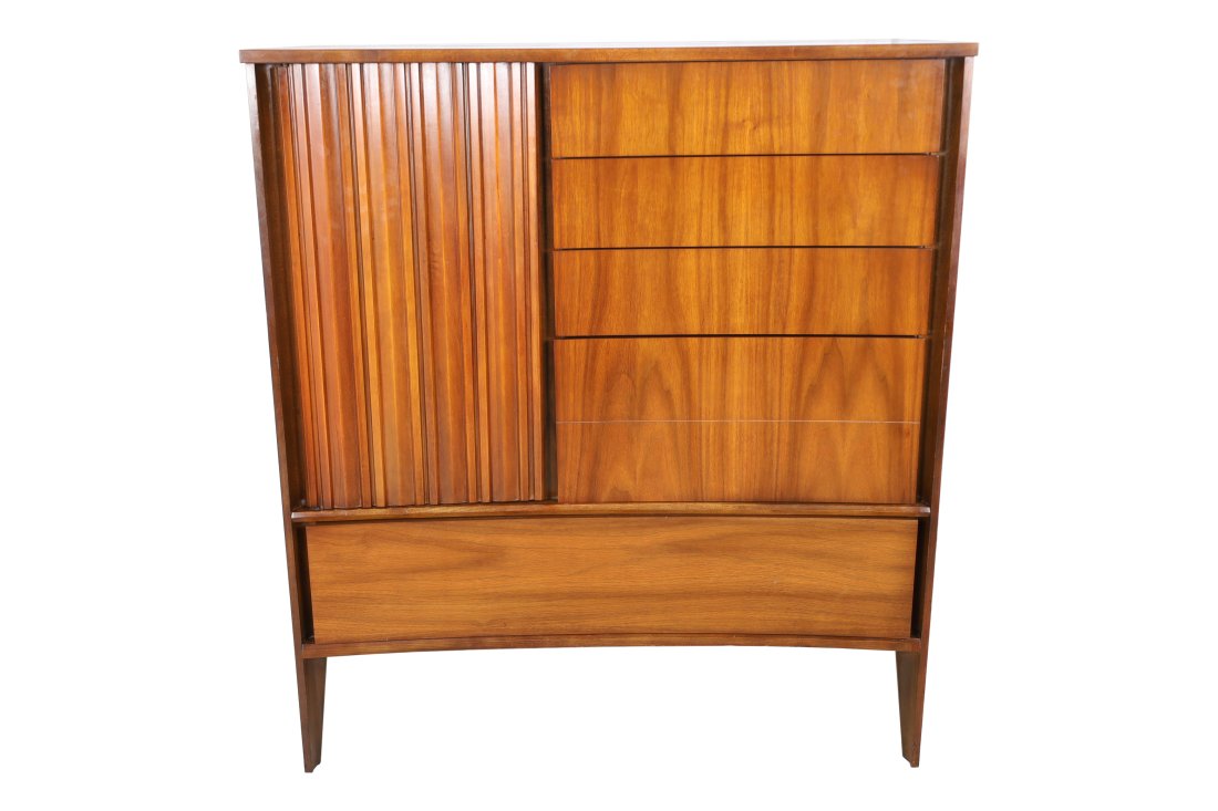 Unagusta - Concave High Chest (1 of 5)