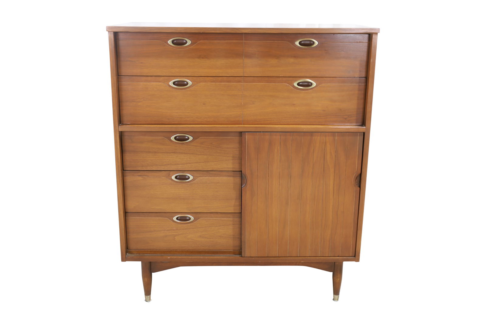 Hooker Mainline - High Chest (1 of 7)