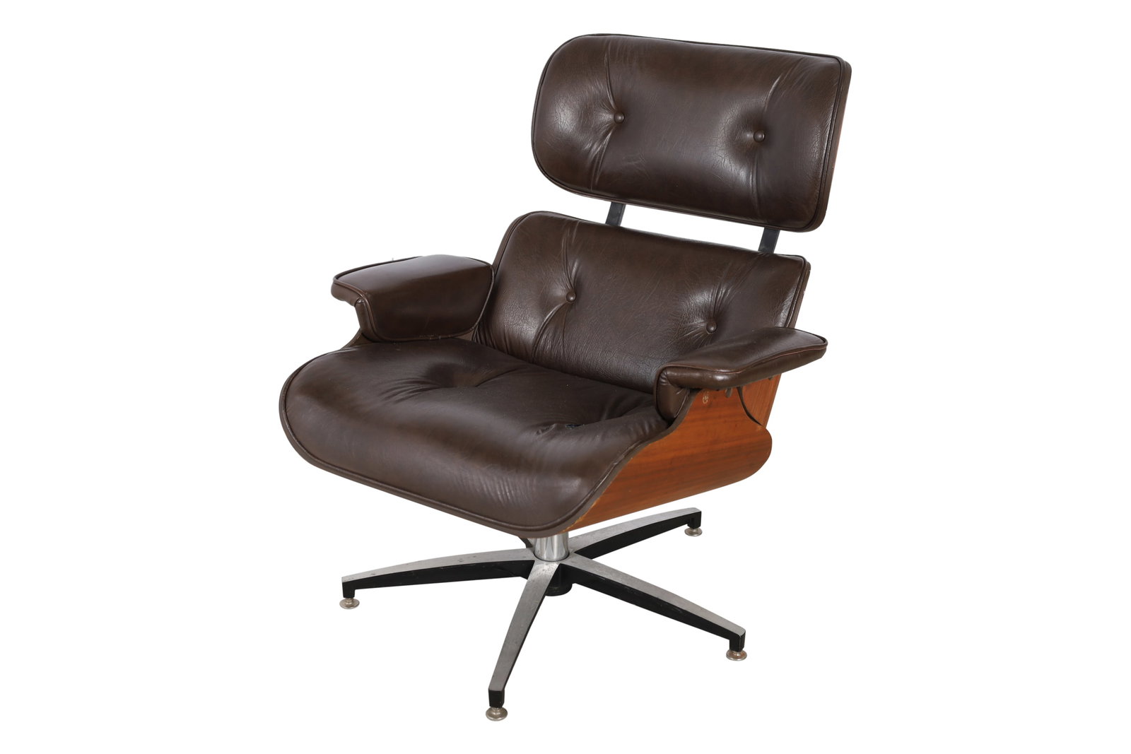 Selig - Eames Style Chair: Selig - Eames Style Chair. Dimensions 34x31x31