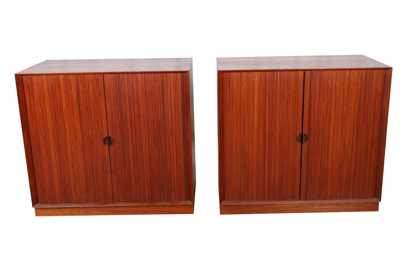 Peter Hvidt & Orla Molgaard Nielsen - Chest - Pair (1 of 9)