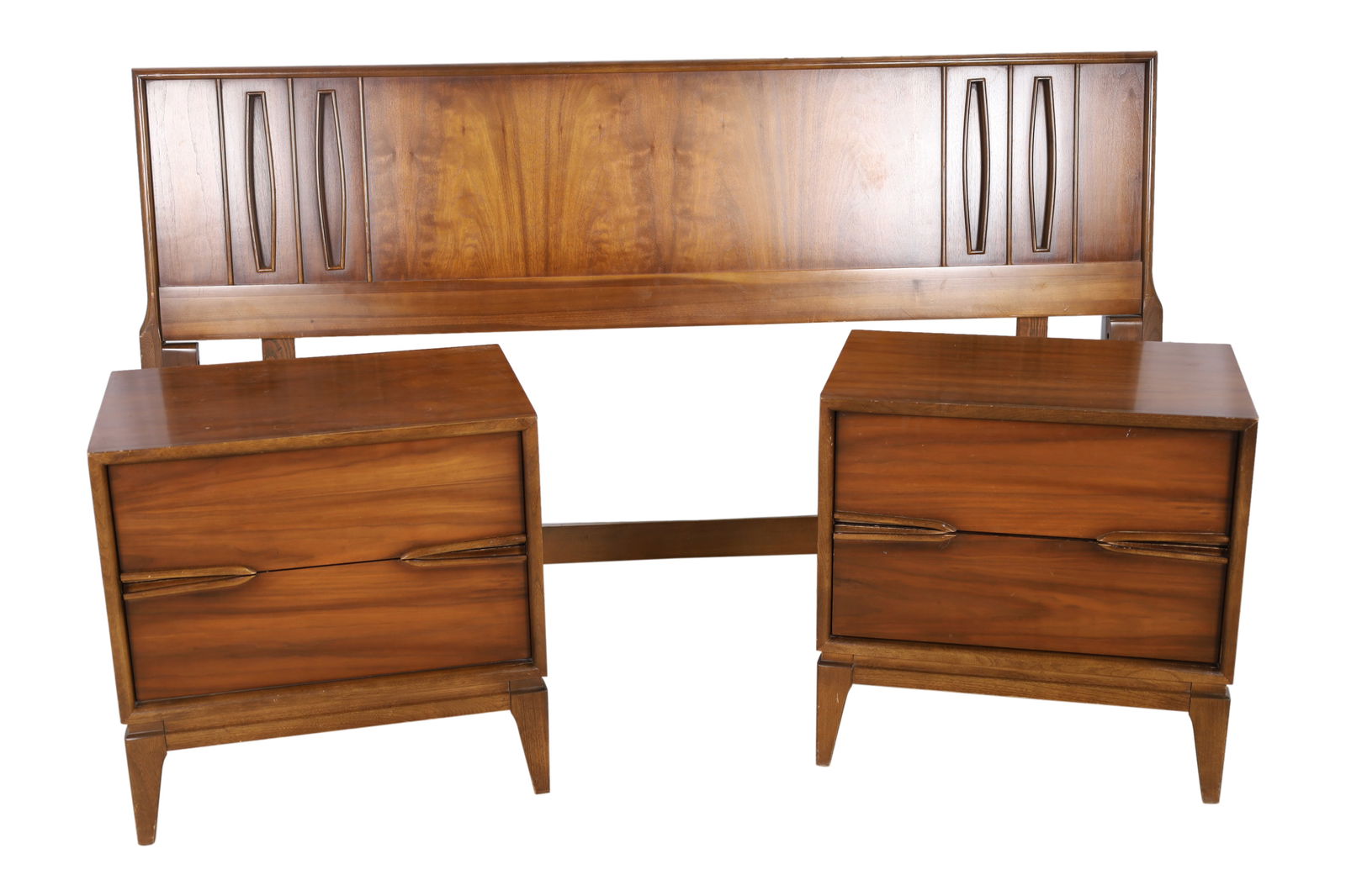 Unagusta Finesse End Stands and Headboard (1 of 6)