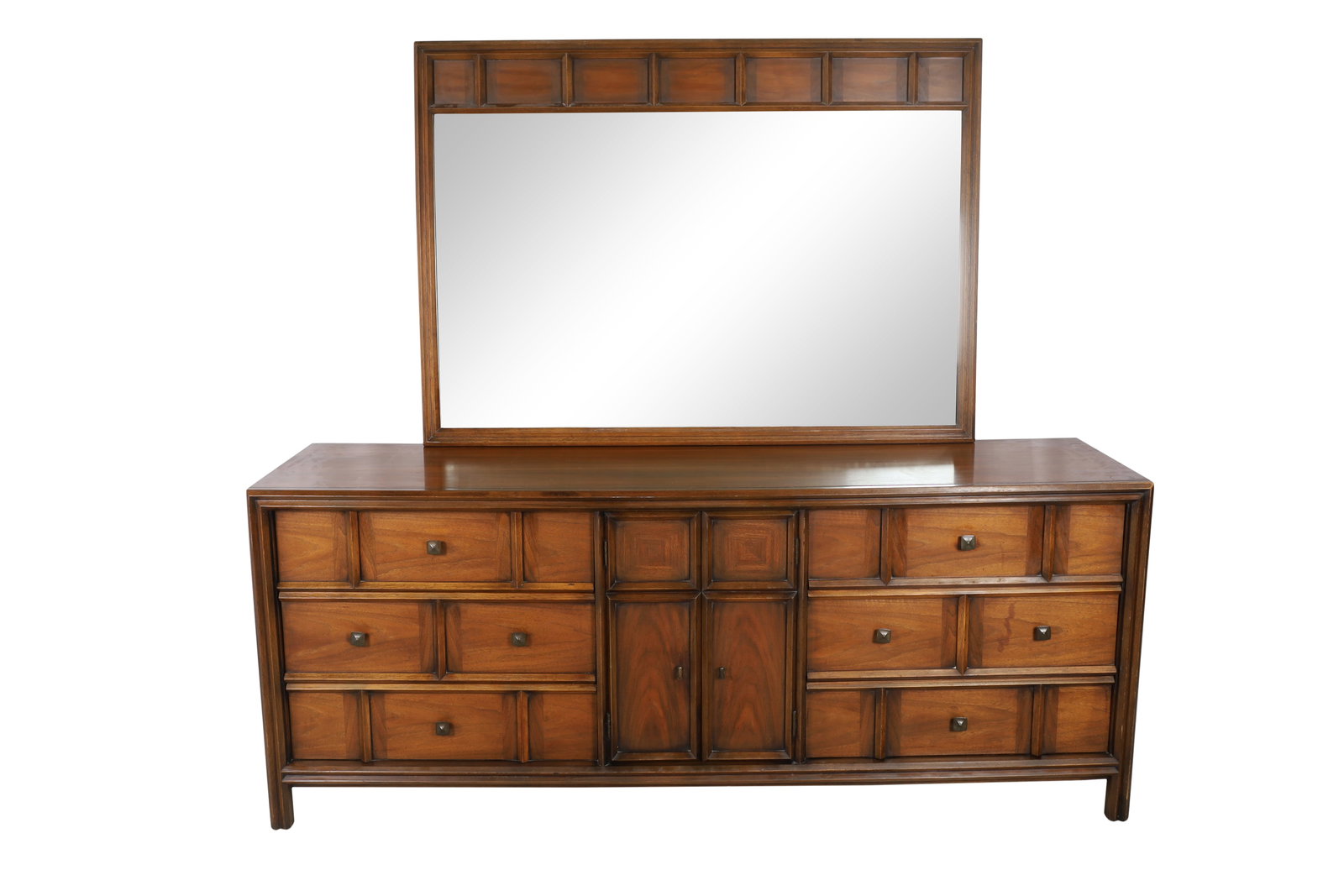 Thomasville - Long Dresser with Mirror (1 of 6)