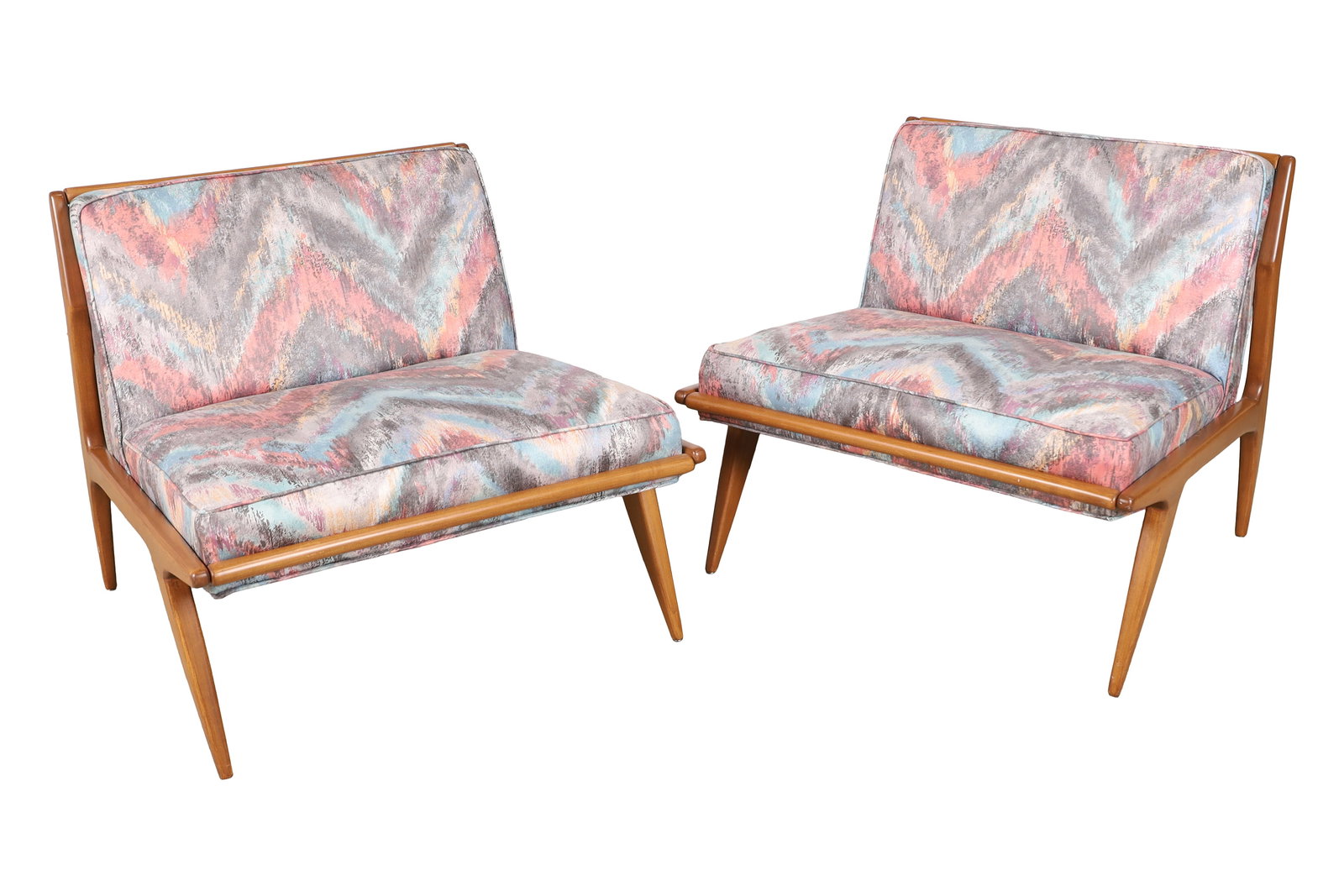 Selig - Lounge Chairs - Pair Mid Century: A pair of Selig midcentury lounge chairs. Dimensions 29x32x30