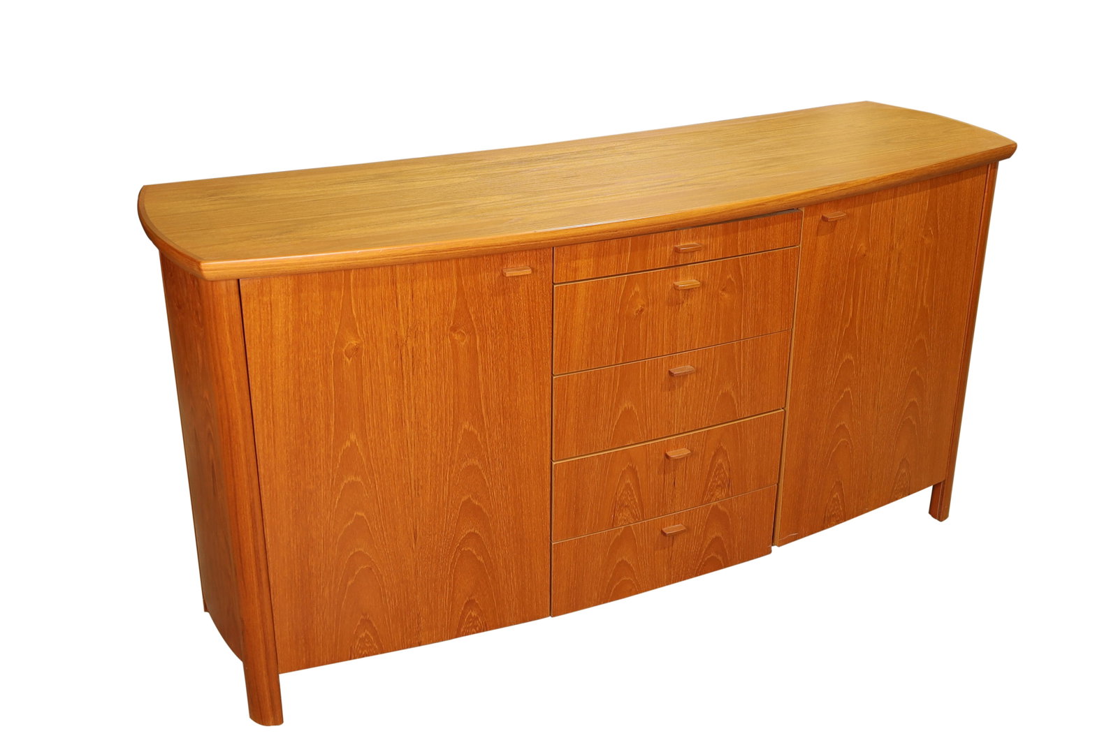 Skovby Teak Credenza: A Skovby teak credenza Dimensions:33x63x20