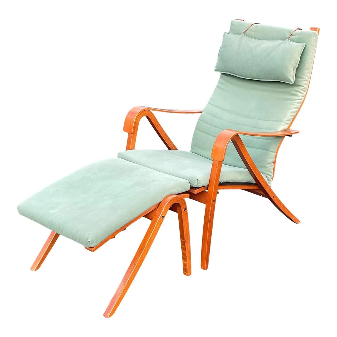 Simo Heikkila - Teak Rimbo Lounge Chair & Ottoman: Vintage Teak Rimbo Lounge Chair & Ottoman by Simo Heikkila Dimensions:37x24.5x30.5