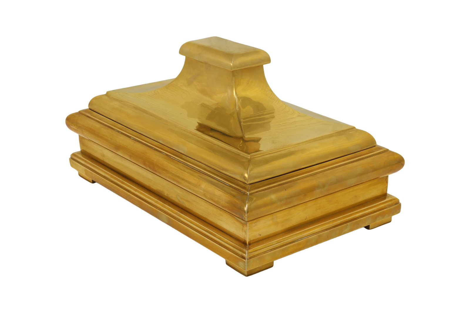 Chapman - Brass Pagoda Box: A Chapman brass pagoda box with felted lining Dimensions:8x15x9.5