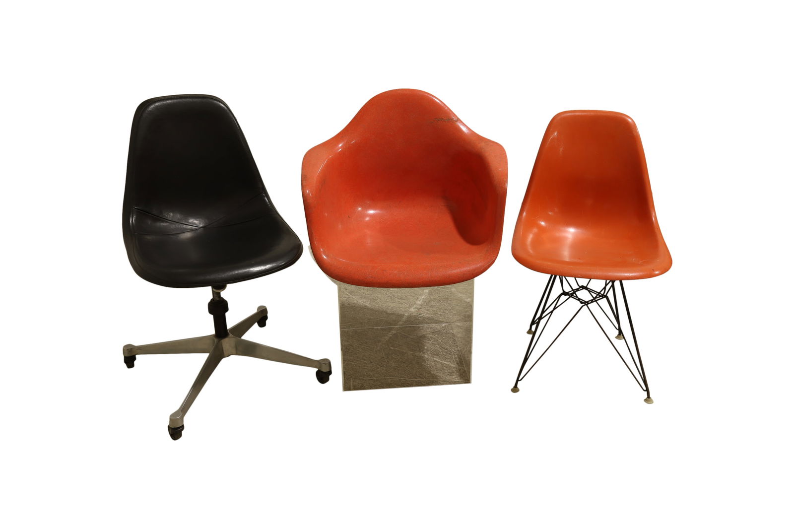 Eames Shell Chairs - 3 (1 of 15)
