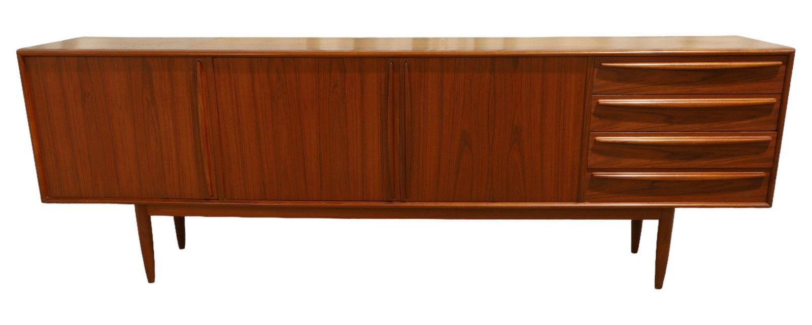 Bernard Pederson - Teak Credenza: A Bernard Pedersen teak credenza Dimensions:33x96x18.5