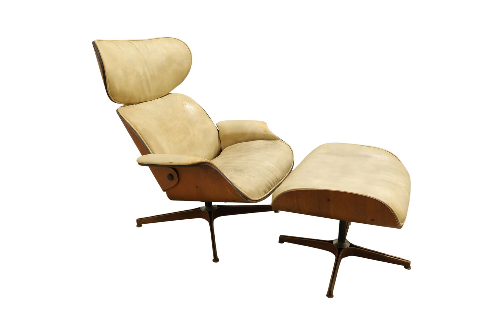 George Mulhauser - Plycraft - Chair & Ottoman: A George Mulhauser for Plycraft faux leather chair and ottoman Dimensions:39x31x30