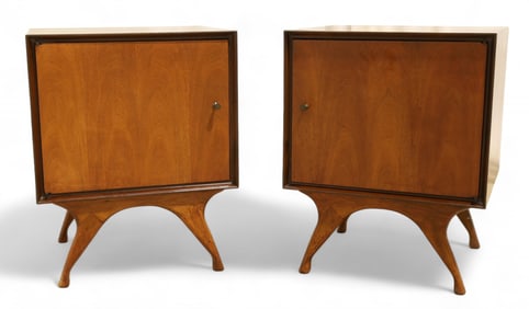 Kagan Style Sculpted Leg End Stands - Pair