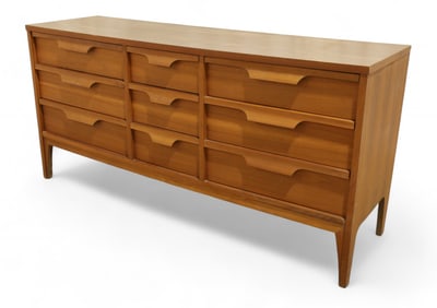 Johnson - Casper Long Dresser