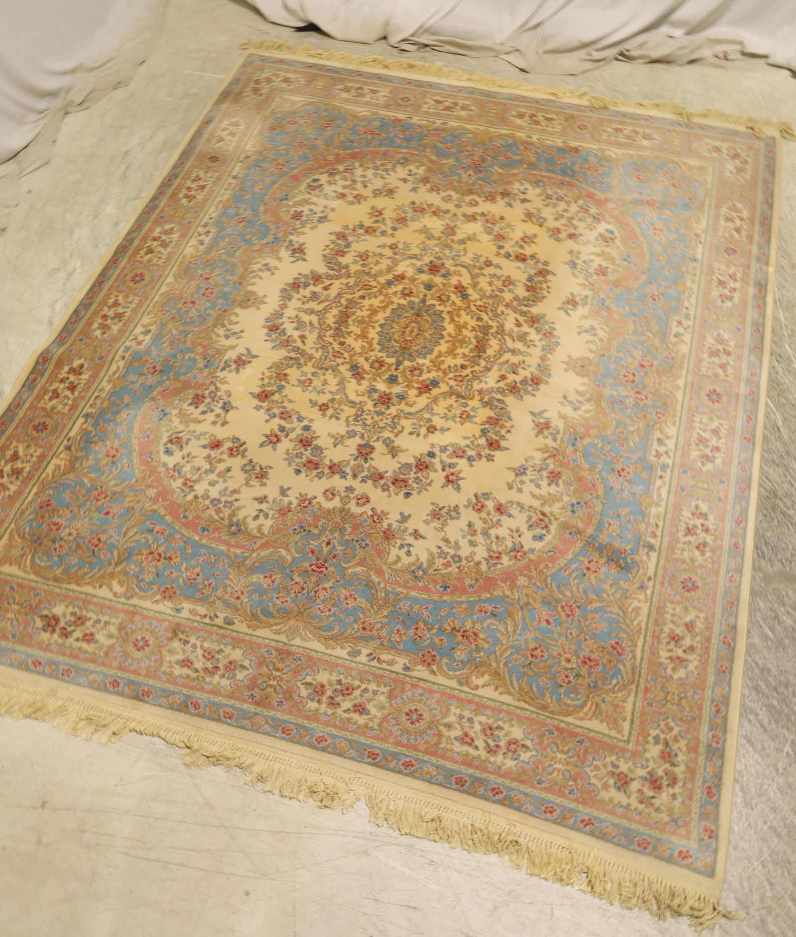 Room Size Karastan Rug (1 of 4)