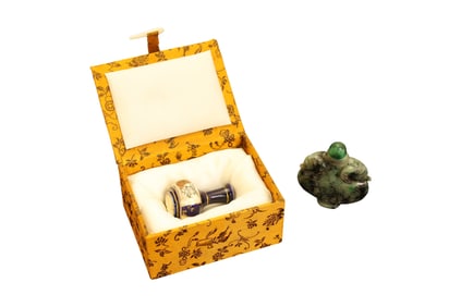 Mini Satsuma Vase & Jade Bottle