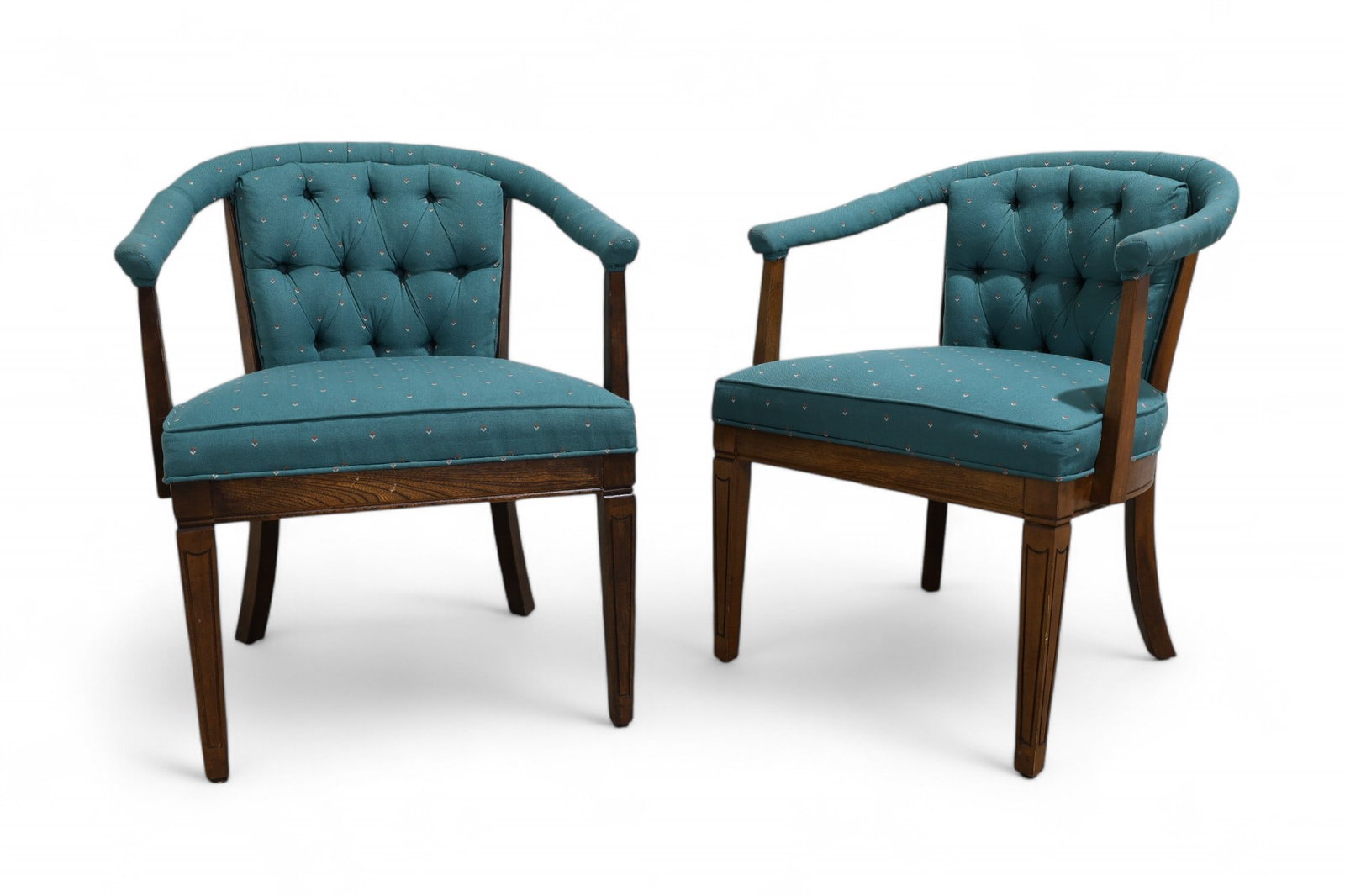 Hollywood Regency Barrel Chairs: A pair of Hollywood regency barrel chairs Dimensions:31x26x25