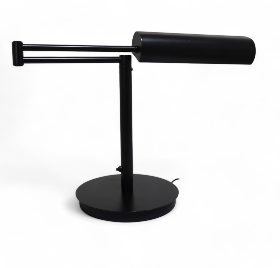 Nessen Table Lamp (1 of 7)