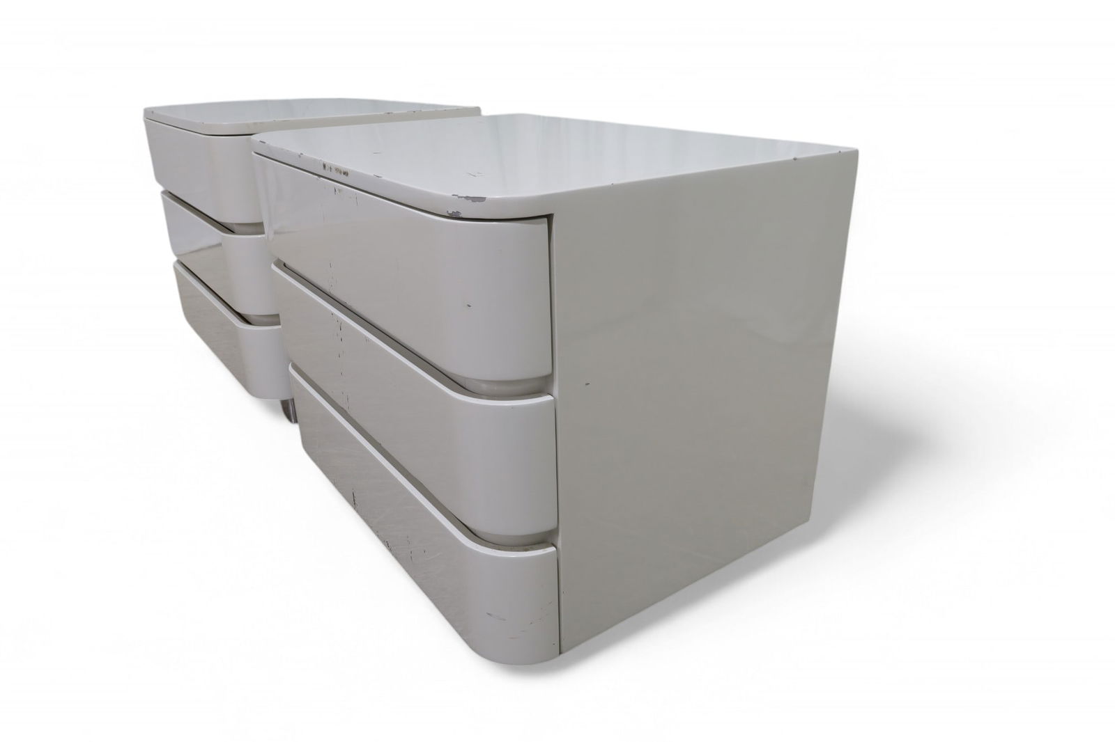 Karl Springer (Attr.) Chrome & Lacquer End Stands (1 of 12)