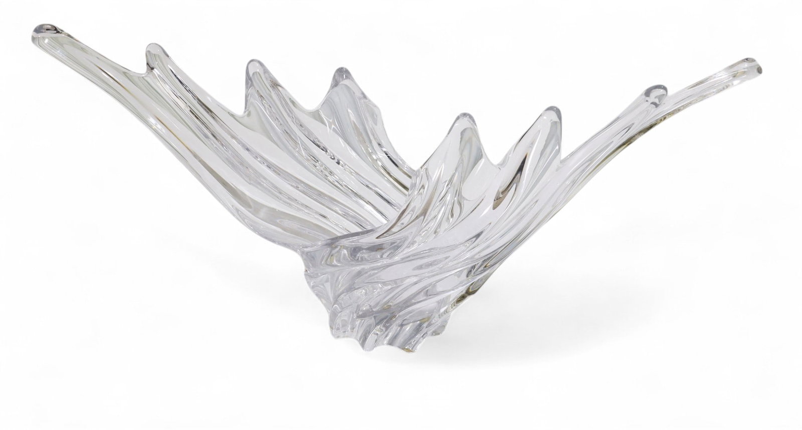 Decorative Glass Bowl: A decorative glass bowl Dimensions:12x25.5x9