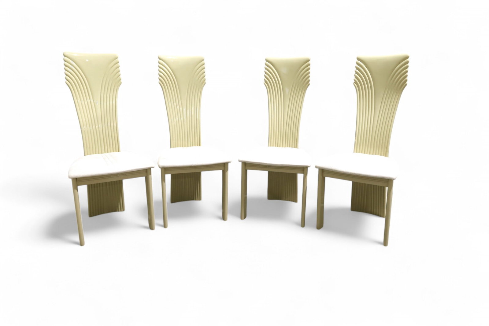 1980's Lacquer Dining Chairs - 4: A set of 4 1980's lacquer dining chairs Dimensions:45x20x22 Seat Height:18.5