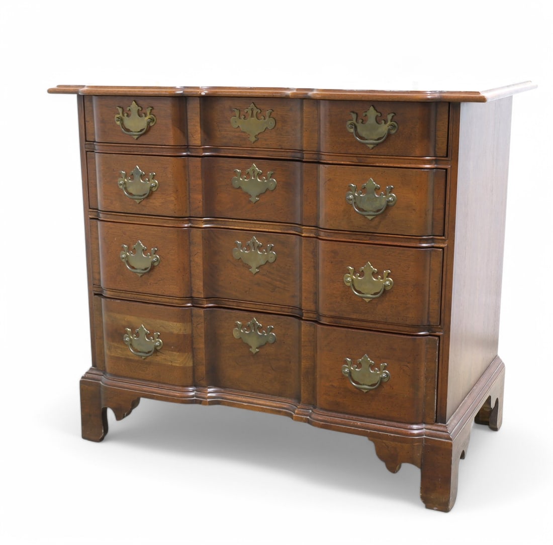 Block front 4 Drawer Chest (1 of 10)