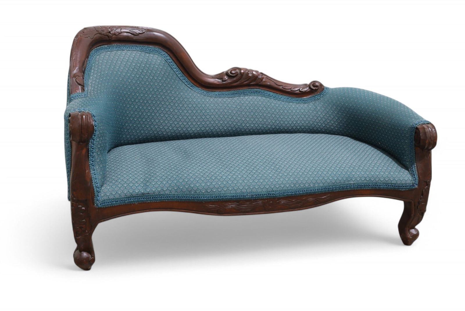 Mini Victorian Style Recamier (1 of 7)