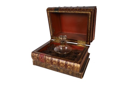 Book Tantalus Set