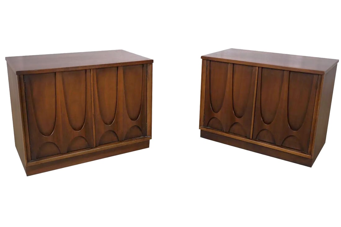 Broyhill Brasilia End Stands - Pair (1 of 8)