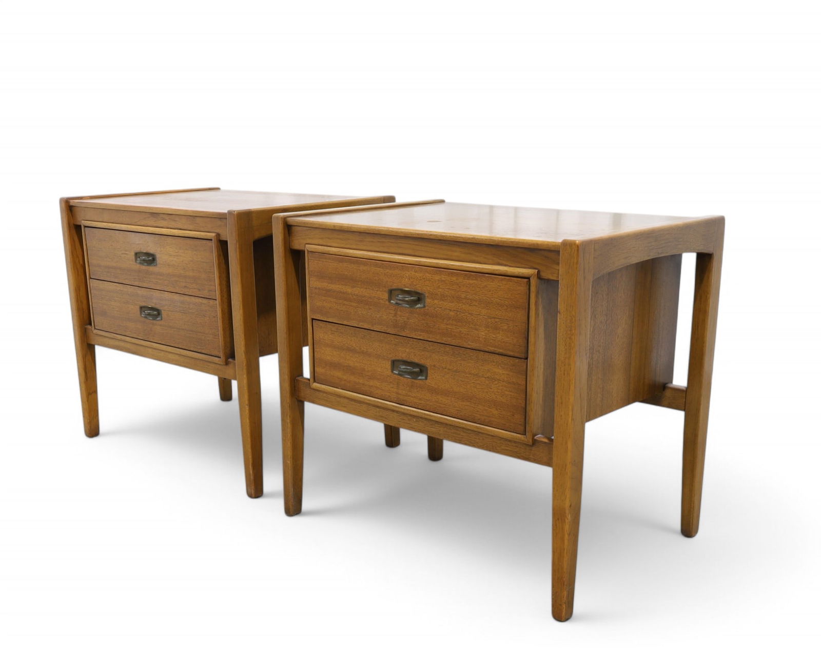 Drexel Composite End Stands - Pair (1 of 14)