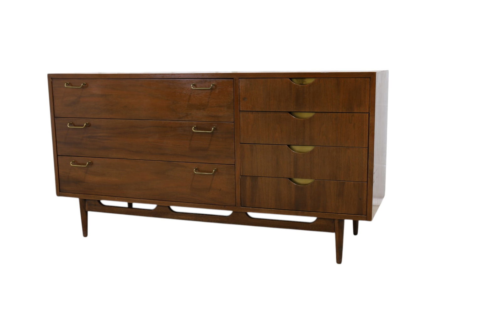 Merton Gershun Credenza: A Merton Gershun for American of Martinsville credenza or long dresser Dimensions:30x58x18.5