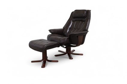 Hjellegjerde Mobler  Lounge Chair & Ottoman