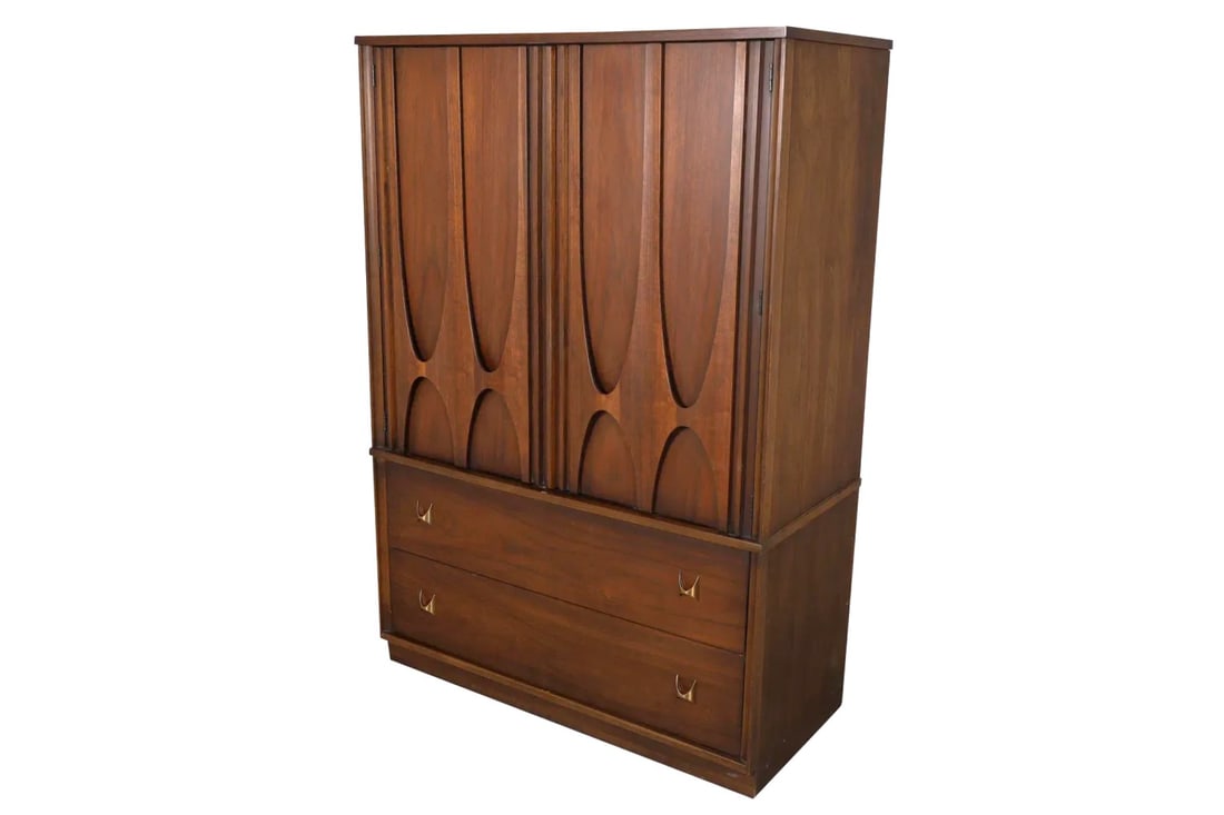 Broyhill Brasila High Chest (1 of 7)