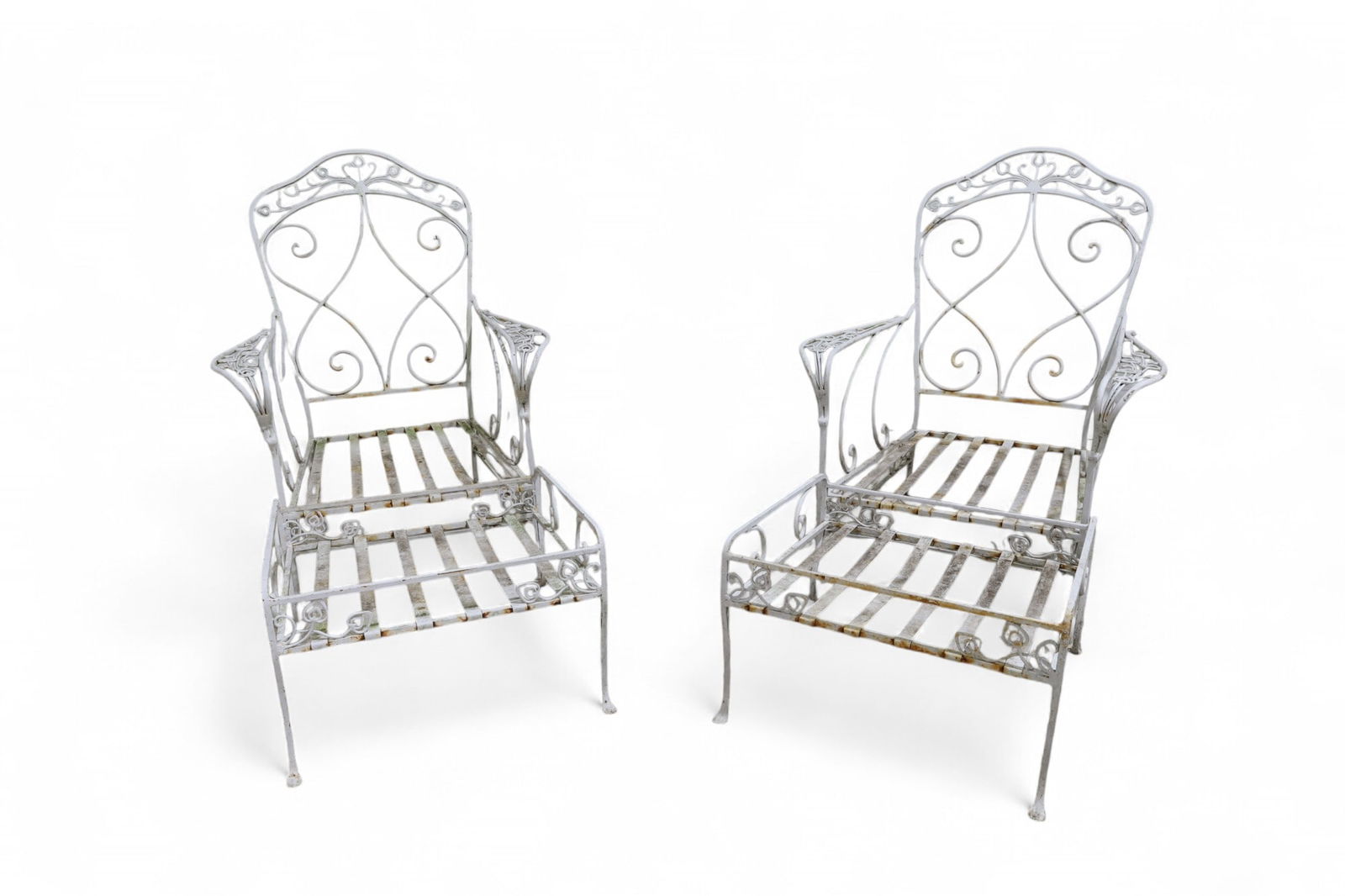 Salterini Chaise Lounges - Pair: A pair of Salterini chaise lounge chairs with ottomans Dimensions:38x30x37