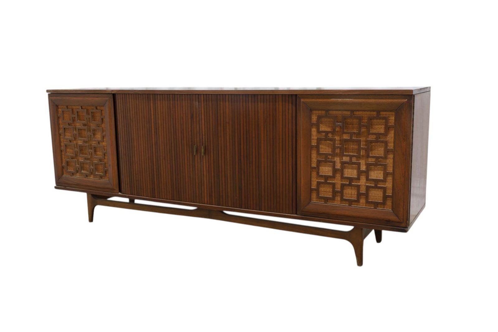 Mid Century Walnut Credenza (1 of 14)