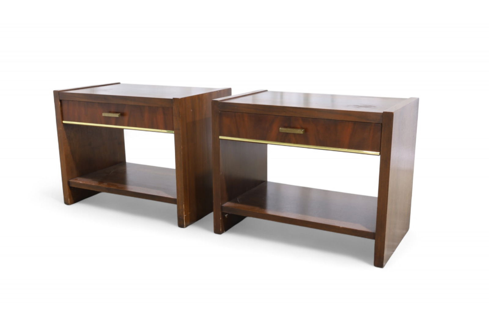 Walnut & Brass End Stands - Pair: A pair of walnut and brass end stands Dimensions:20x25.5x15.5