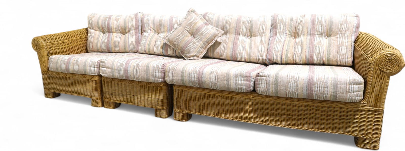 Henry Link Wicker 3 Section Sofa (1 of 10)