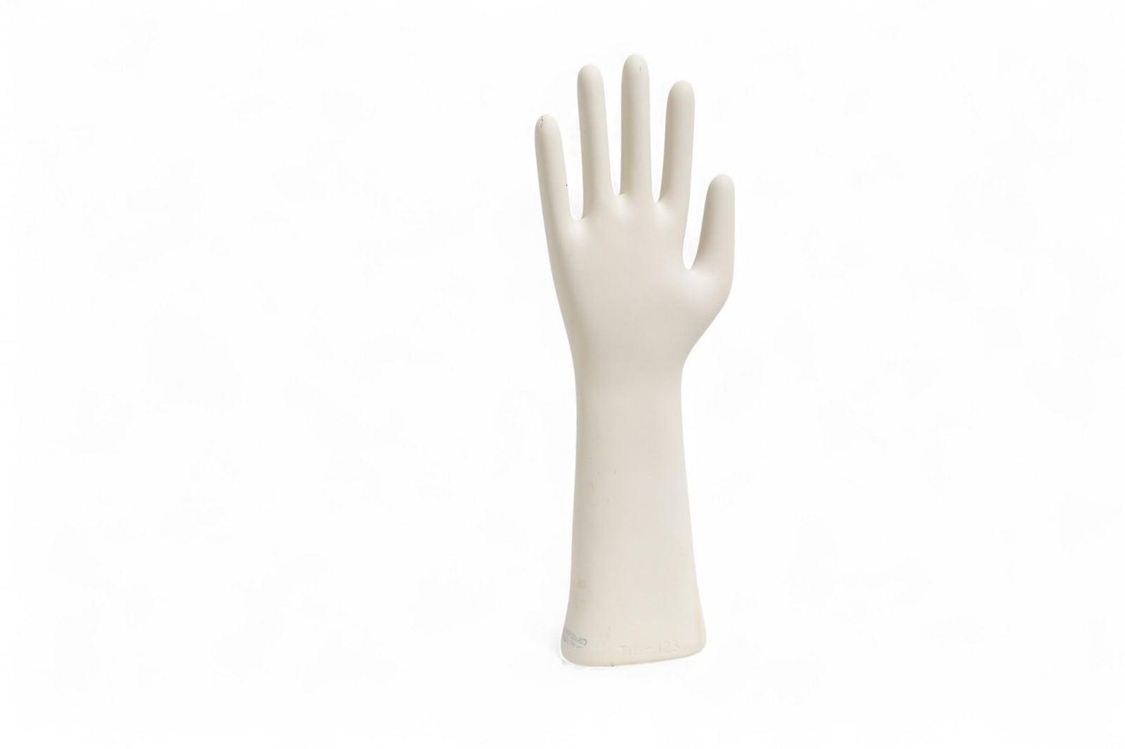 Bisque Hand: A bisque hand Dimensions:14x4.5