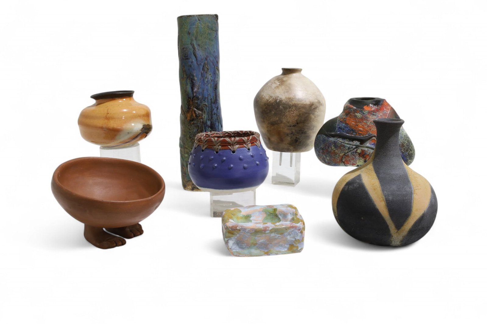 Artist Studio Made Pottery - 8: A lot of 8 pieces of artist hand made pottery Tallest Dimensions:11x3