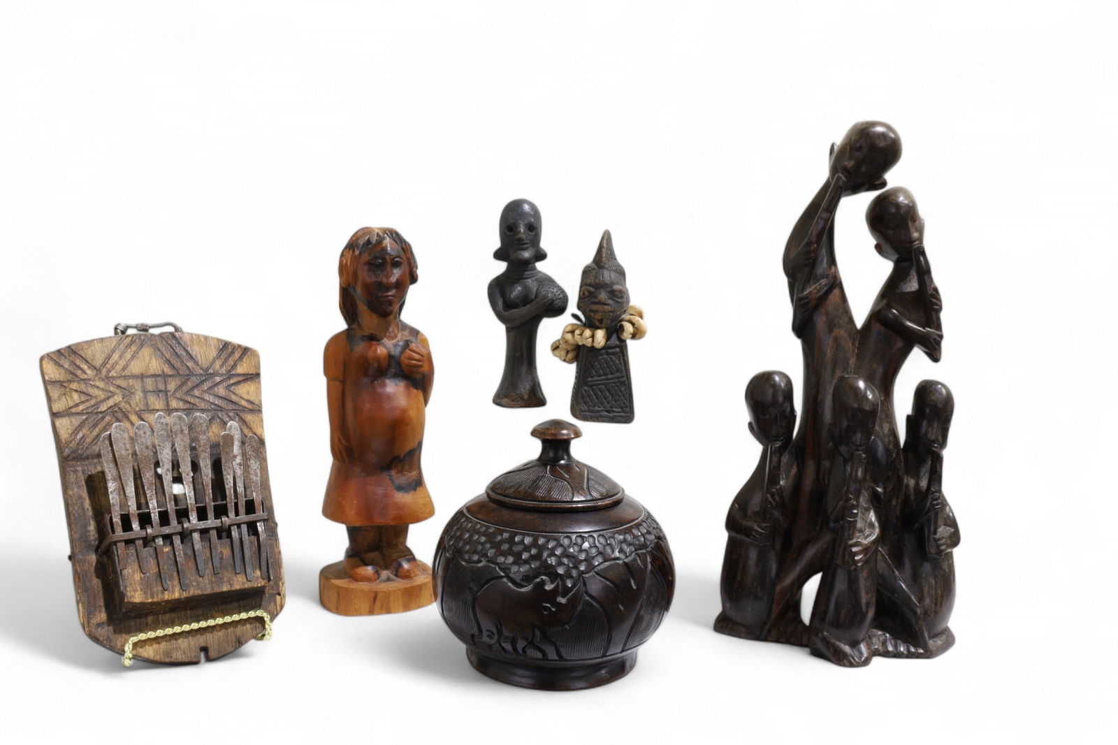 African Decor Pieces - 6: A lot of 6 African tribal pieces, includes: 4 figures, bowl & Kalimba (thumb piano) Tallest figure dimensions:12x6