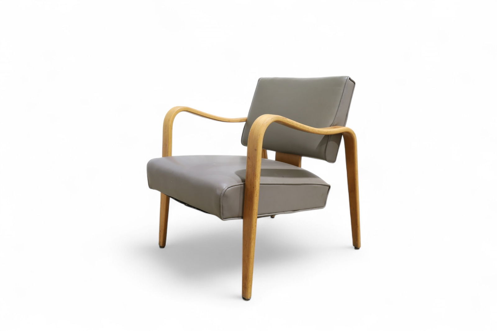 Thonet Bentwood Lounge Chair (1 of 11)