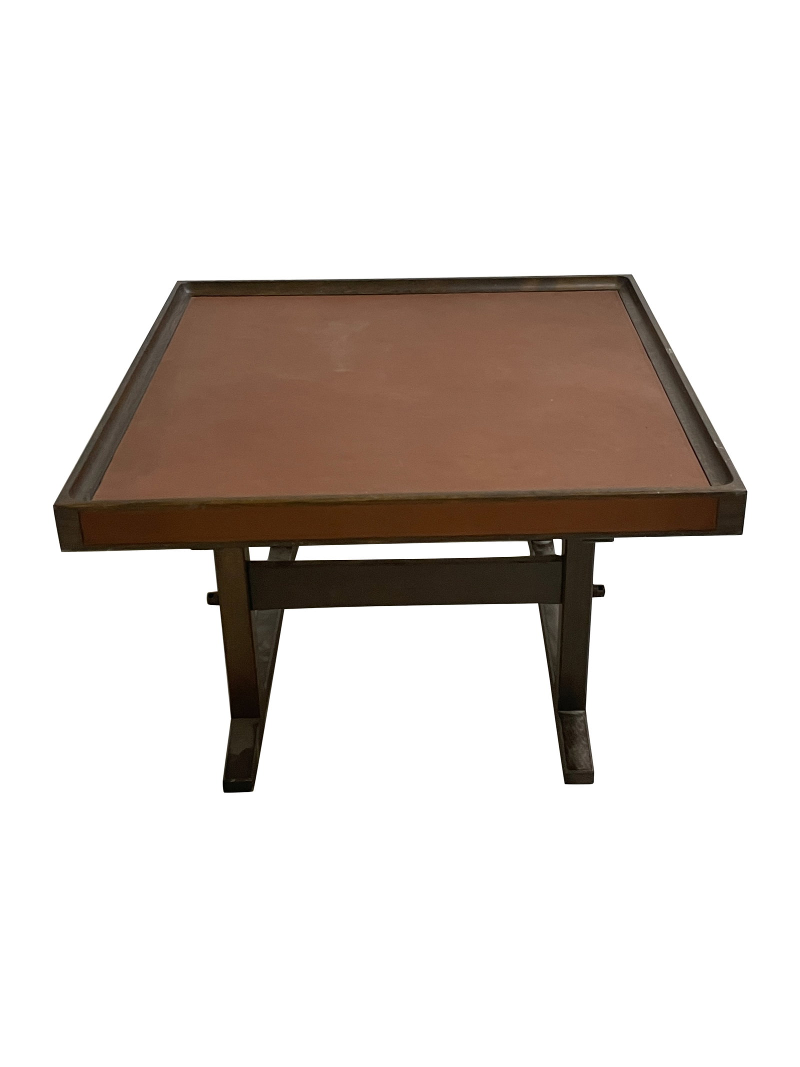 Coffee Table: Coffee table Dimensions: 20.5" x 34"