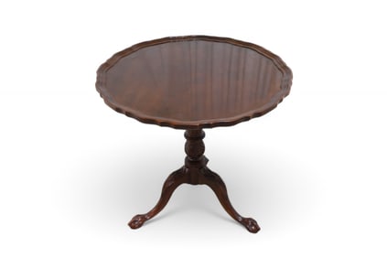 Mahogany Tilt Top Pie Crust Table
