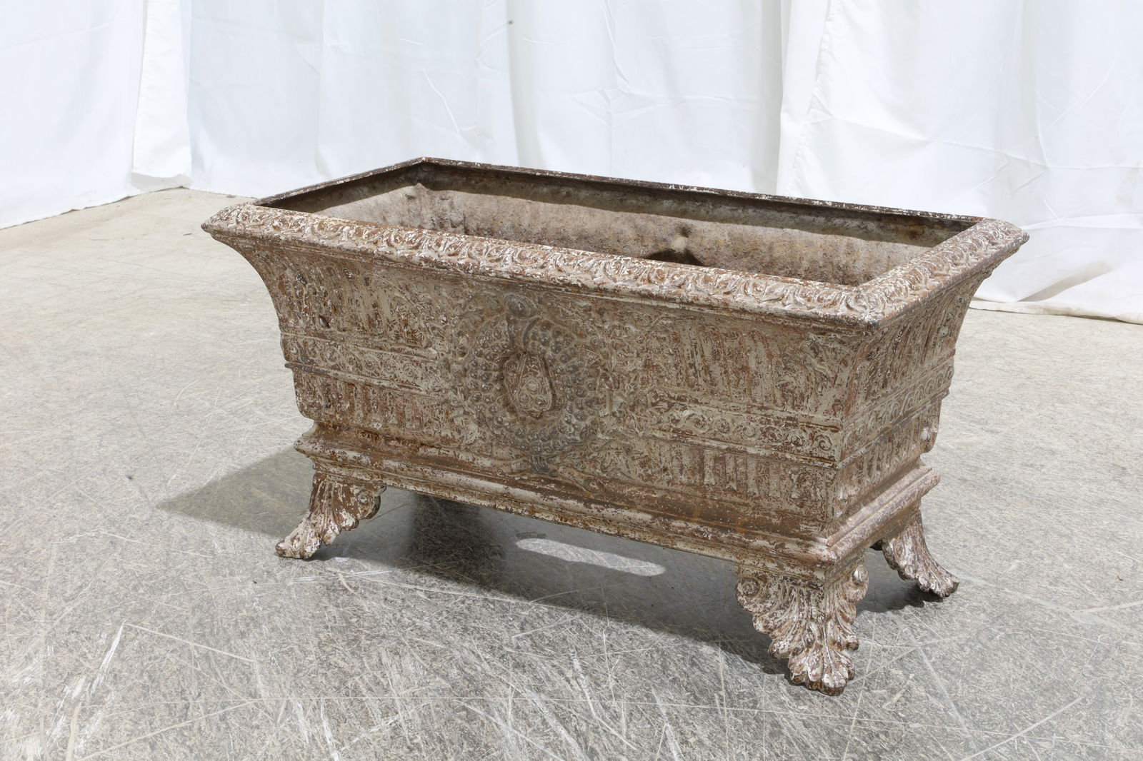 Rectangle Outdoor Iron Planter (1 of 6)