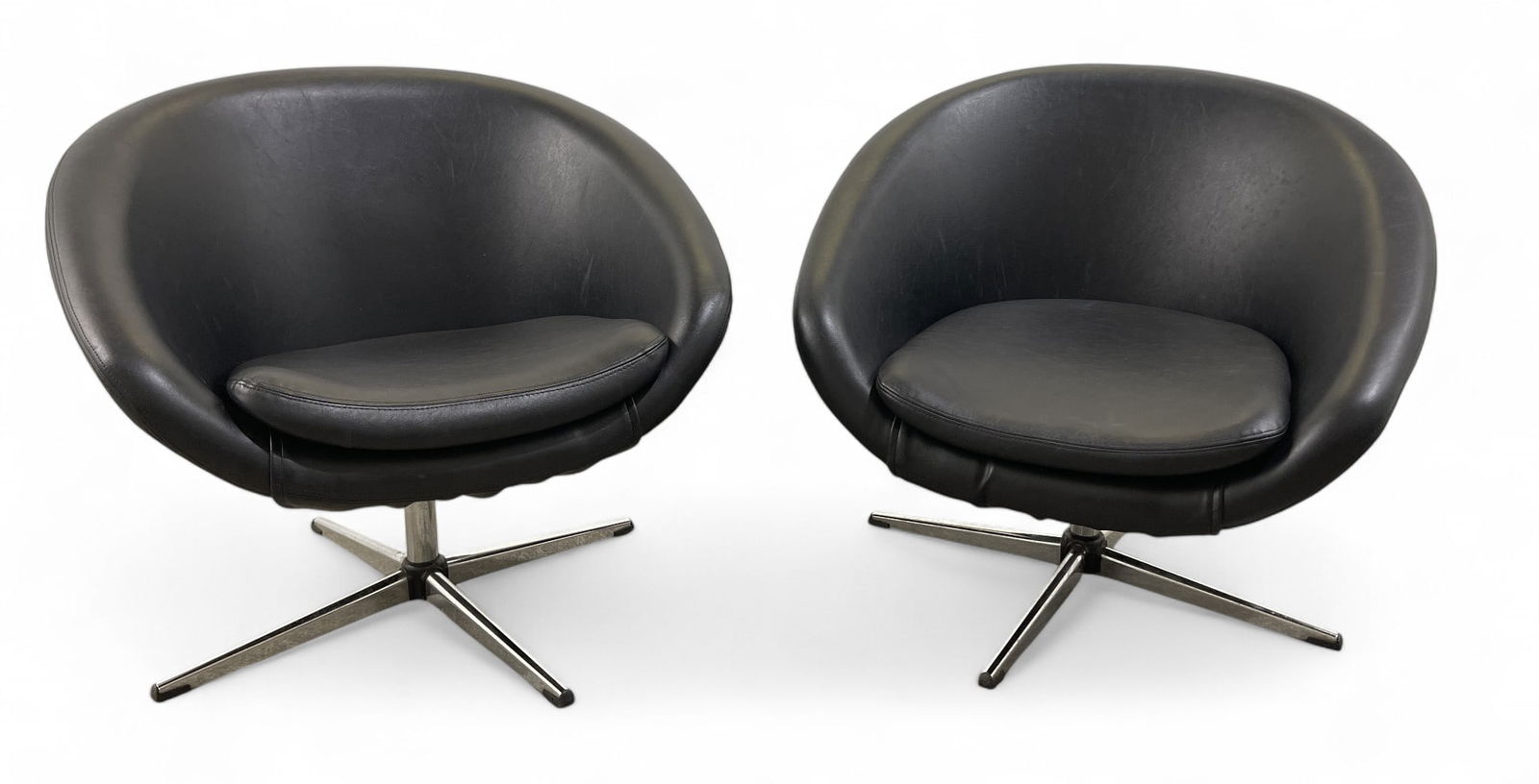 Overman Black Vinyl Pod Swivel Lounge Chairs - 2 (1 of 15)