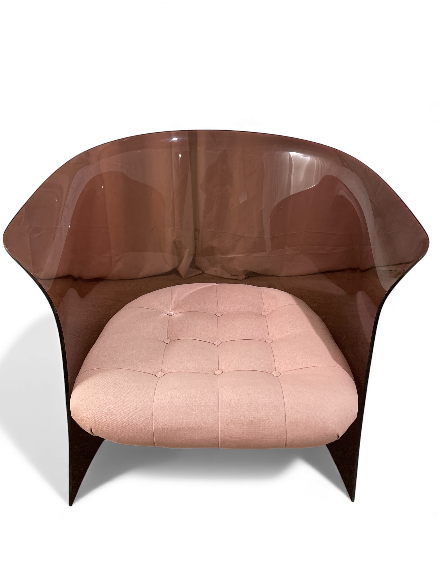 Vladmir Kagan Style Lucite Barrel Chair: Made in 1992 Vladmir Kagan Style Lucite Barrel Chair Seat Height: 14"