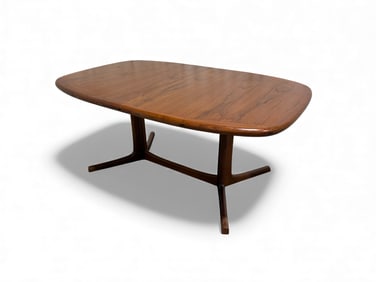Dyrlund Denmark Dining Table