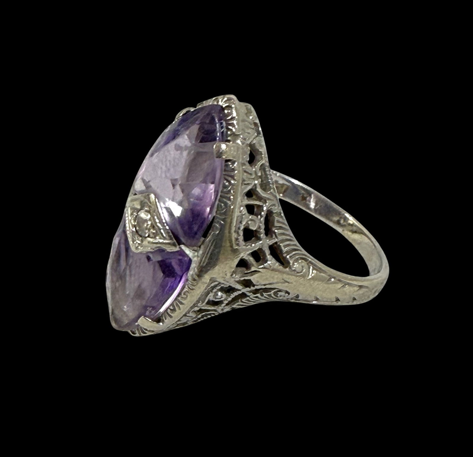 14k White Gold  Purple Stone Ring (1 of 9)