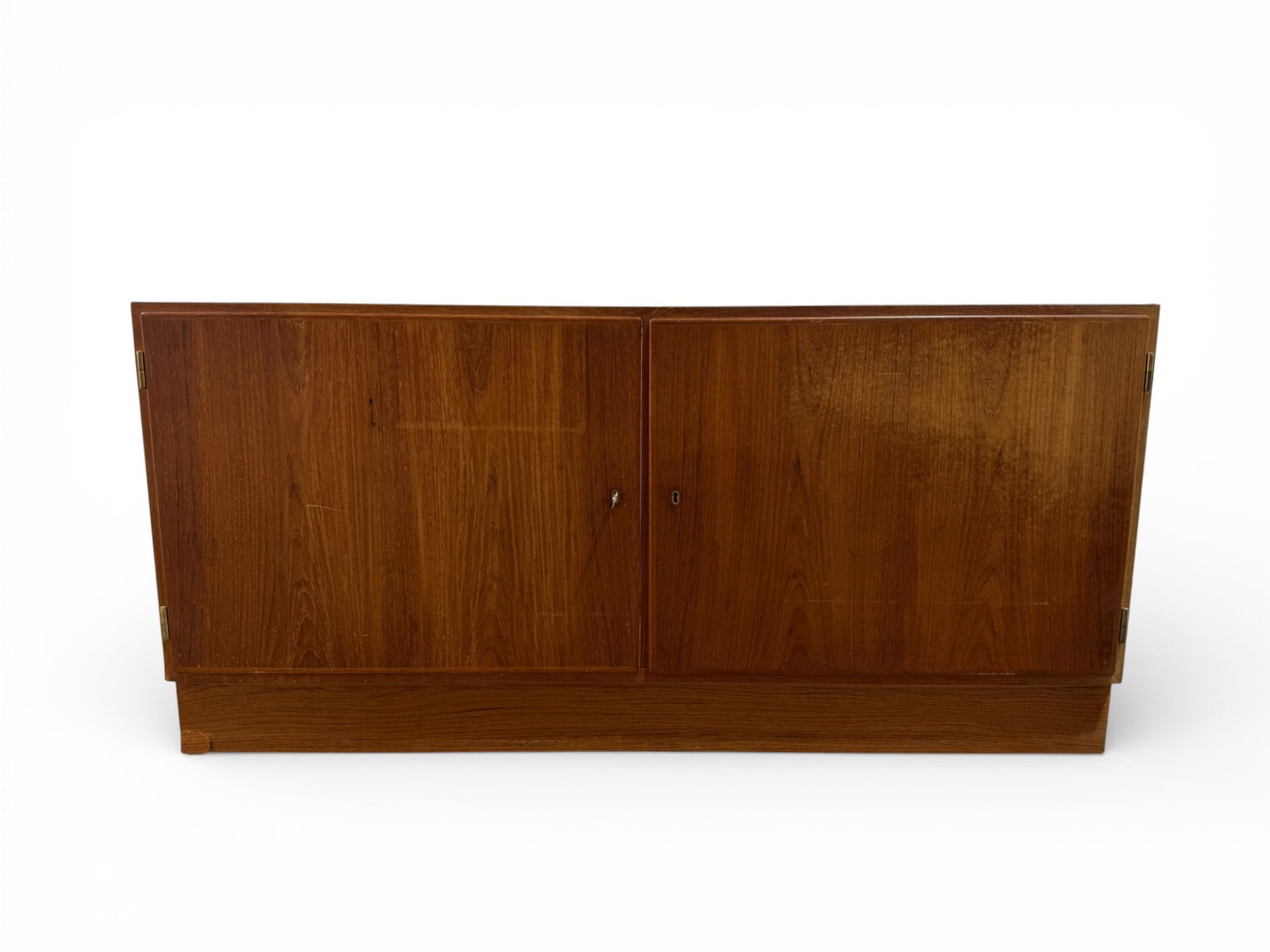 Poul Hundovad Danish Teak Sideboard (1 of 17)